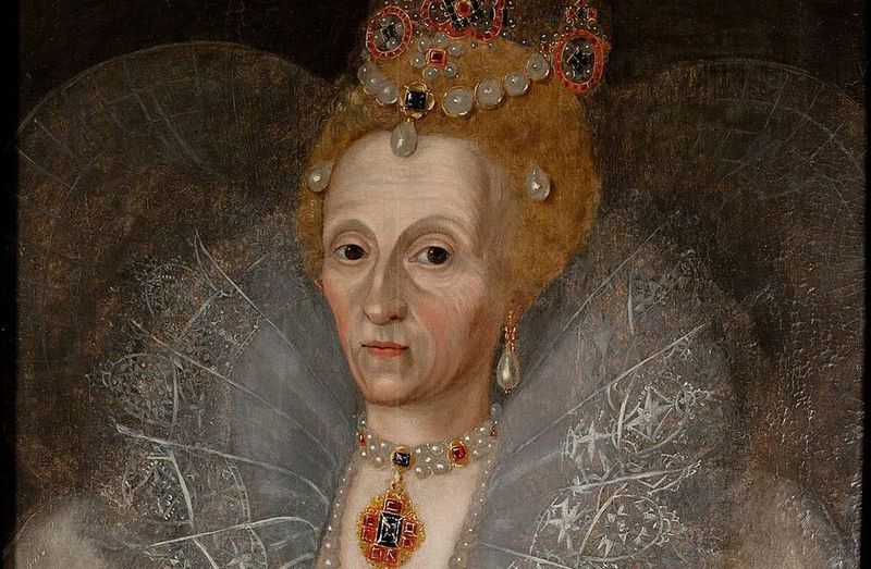 Подлинный и реалистичный портрет королевы Елизаветы I около 1595 года.